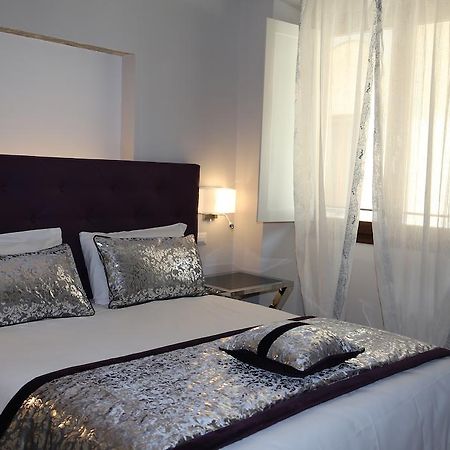 Emozioni Charme Флоренція Номер фото